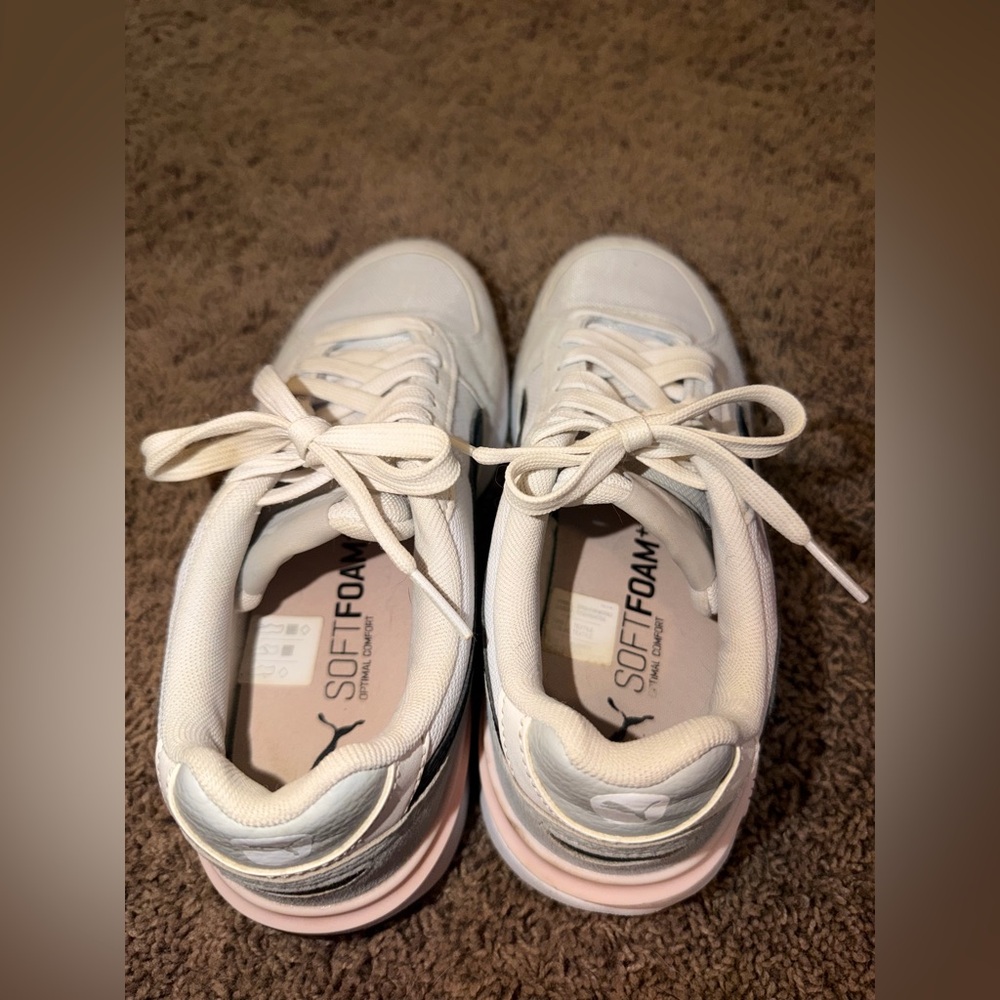 Puma Women’s White Sneakers with Black Formstrip and Pink Accents - Picture 3 of 7